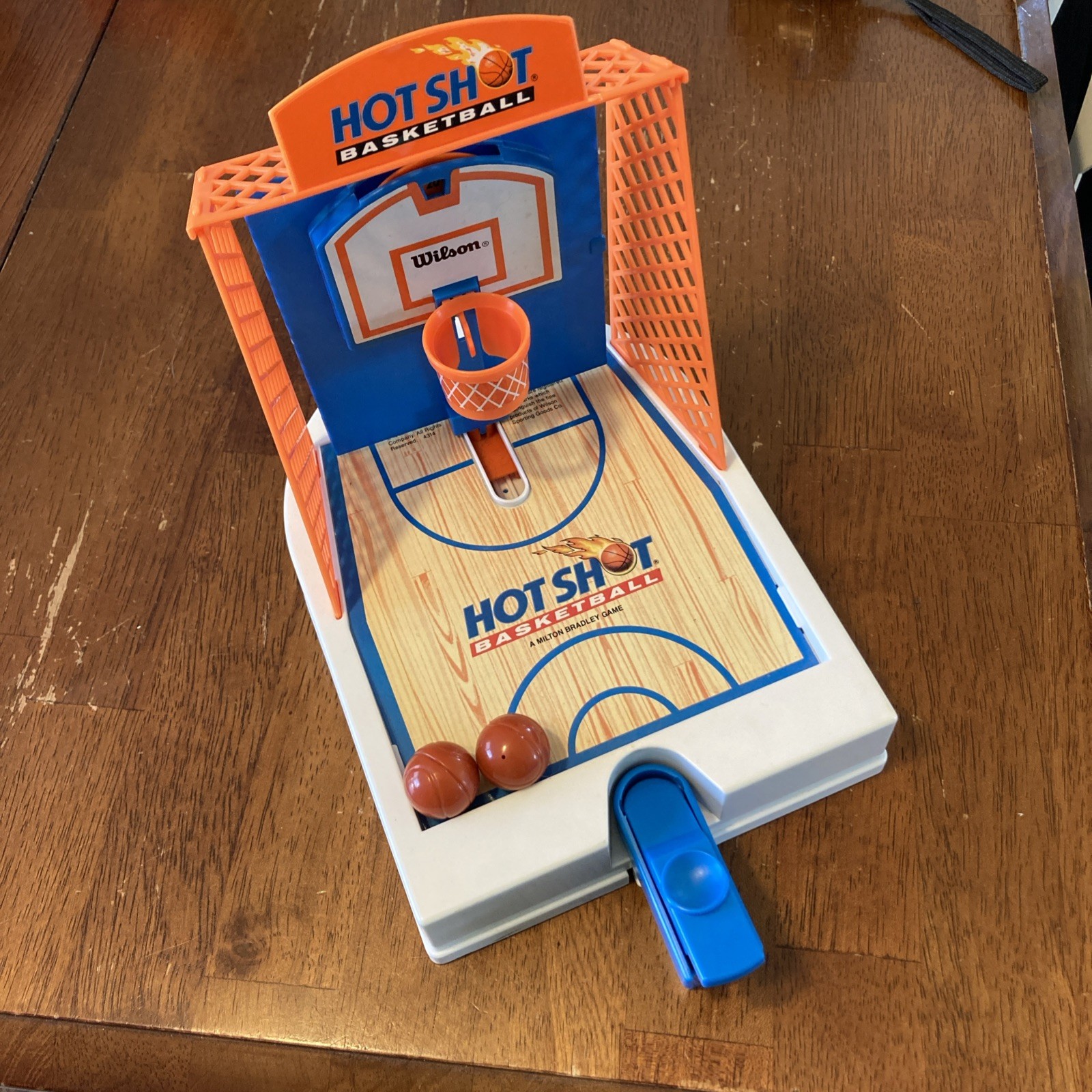Vintage 1992 Hot Shot Basketball Milton Bradley Travel Game Motorized Game