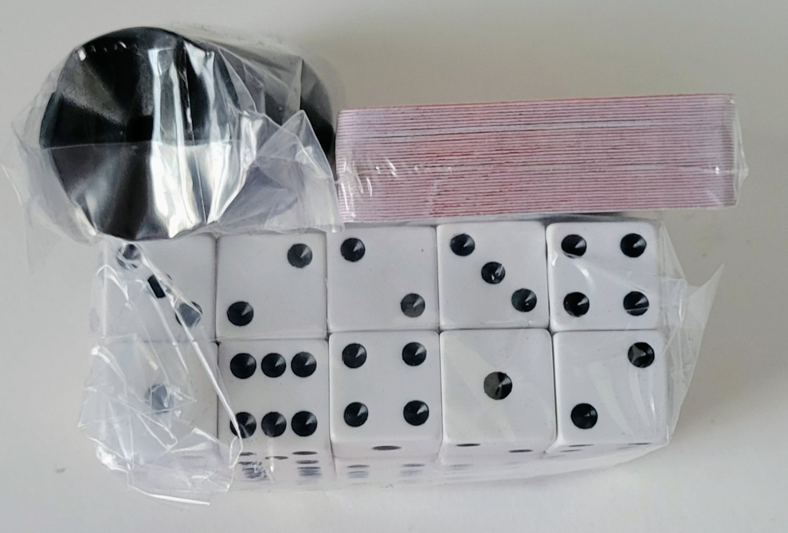 Parker Brothers YAHTZEE FREE FOR ALL Game PARTS 36 Chips 36 cards 30 Dice NEW