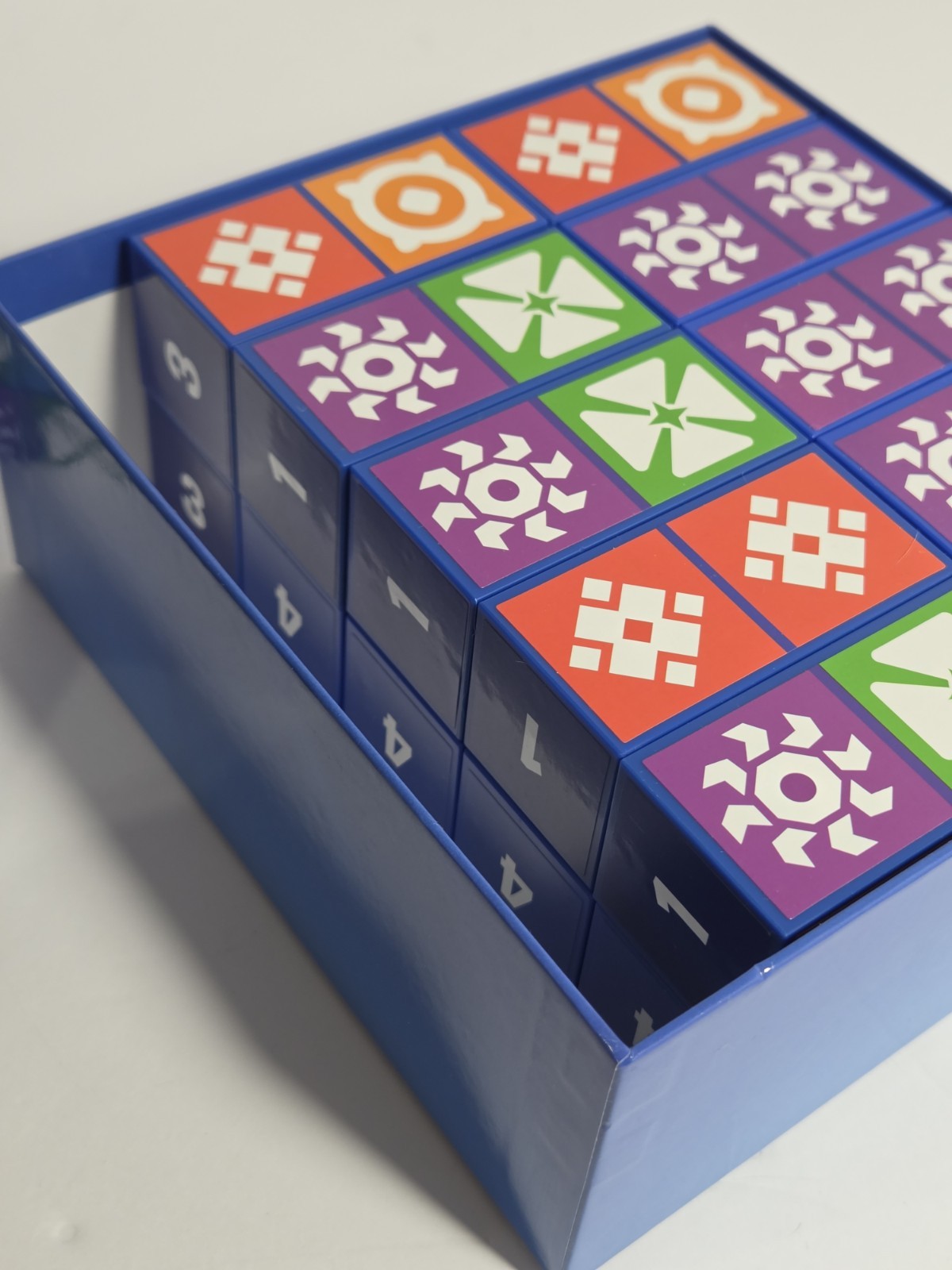 The Uzzle Board Game, Family Block Puzzle for Children & Adults NEW