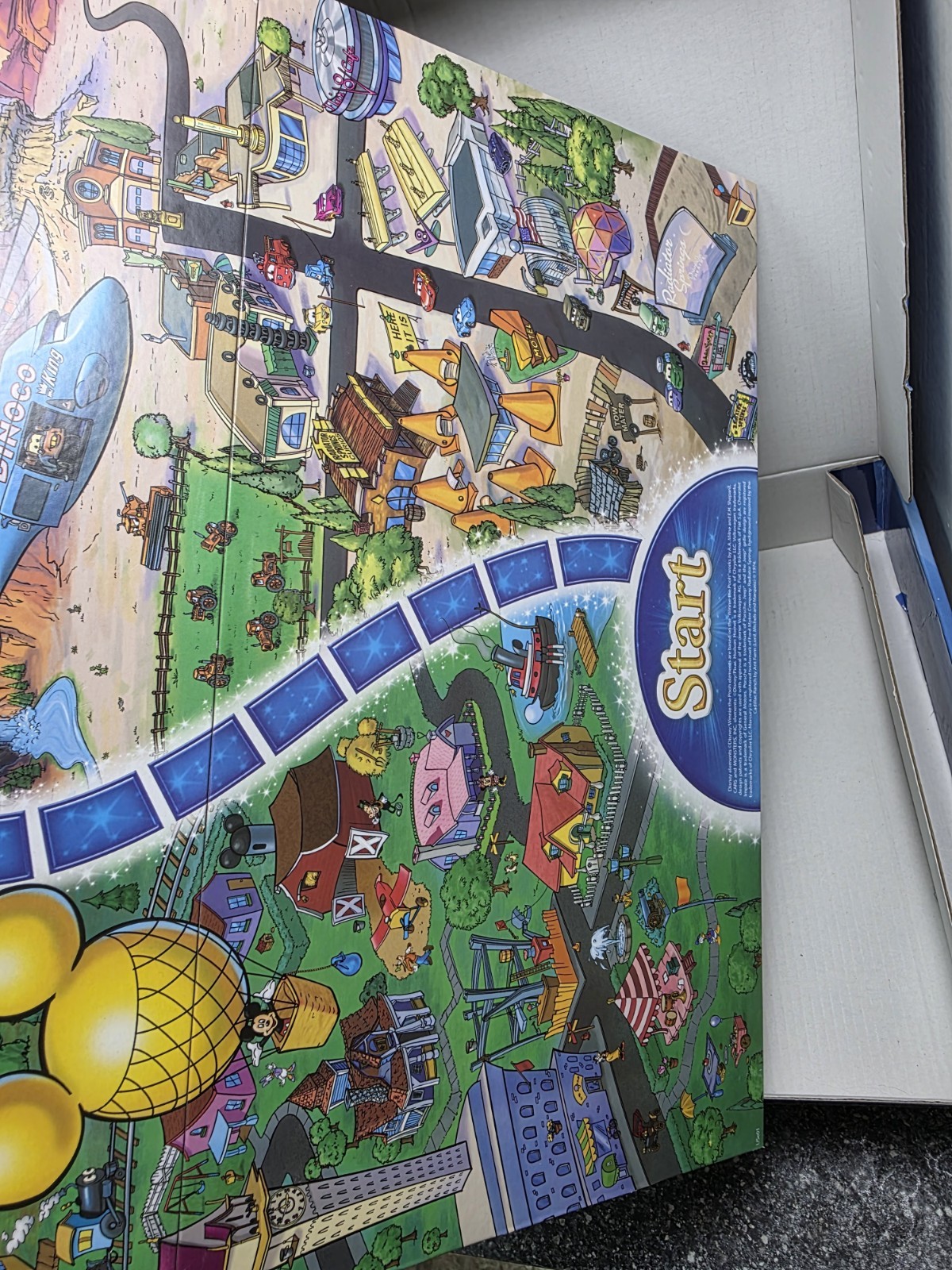 2013 Disney Eye Found It! Wonderforge Board Game ( Complete)