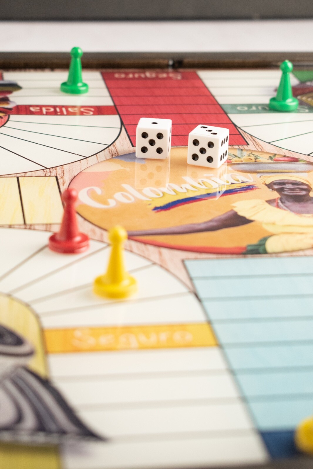 Parchis Board for 2 until 4 persons. Colombia game parqués, hand made
