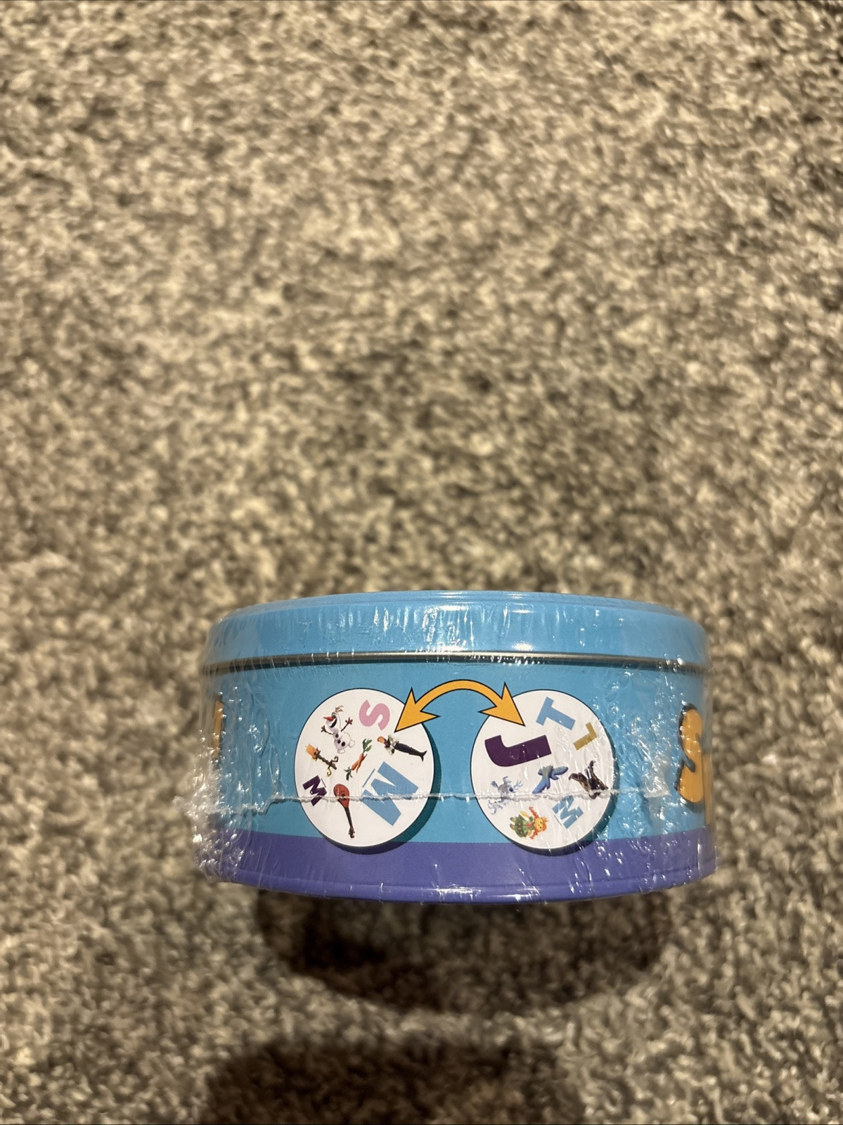 Spot It Disney Frozen Family Spot The Match to Learn the Alphabet Card Game