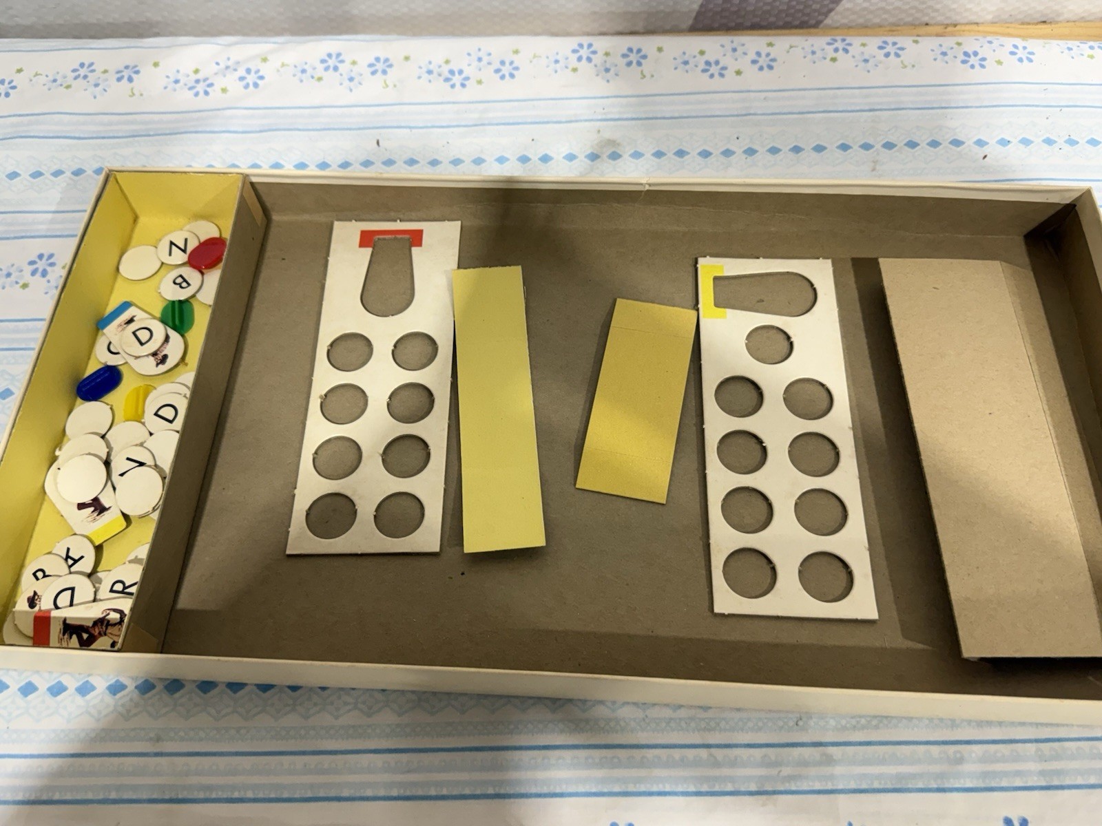 Vintage Branded Game Borad Game