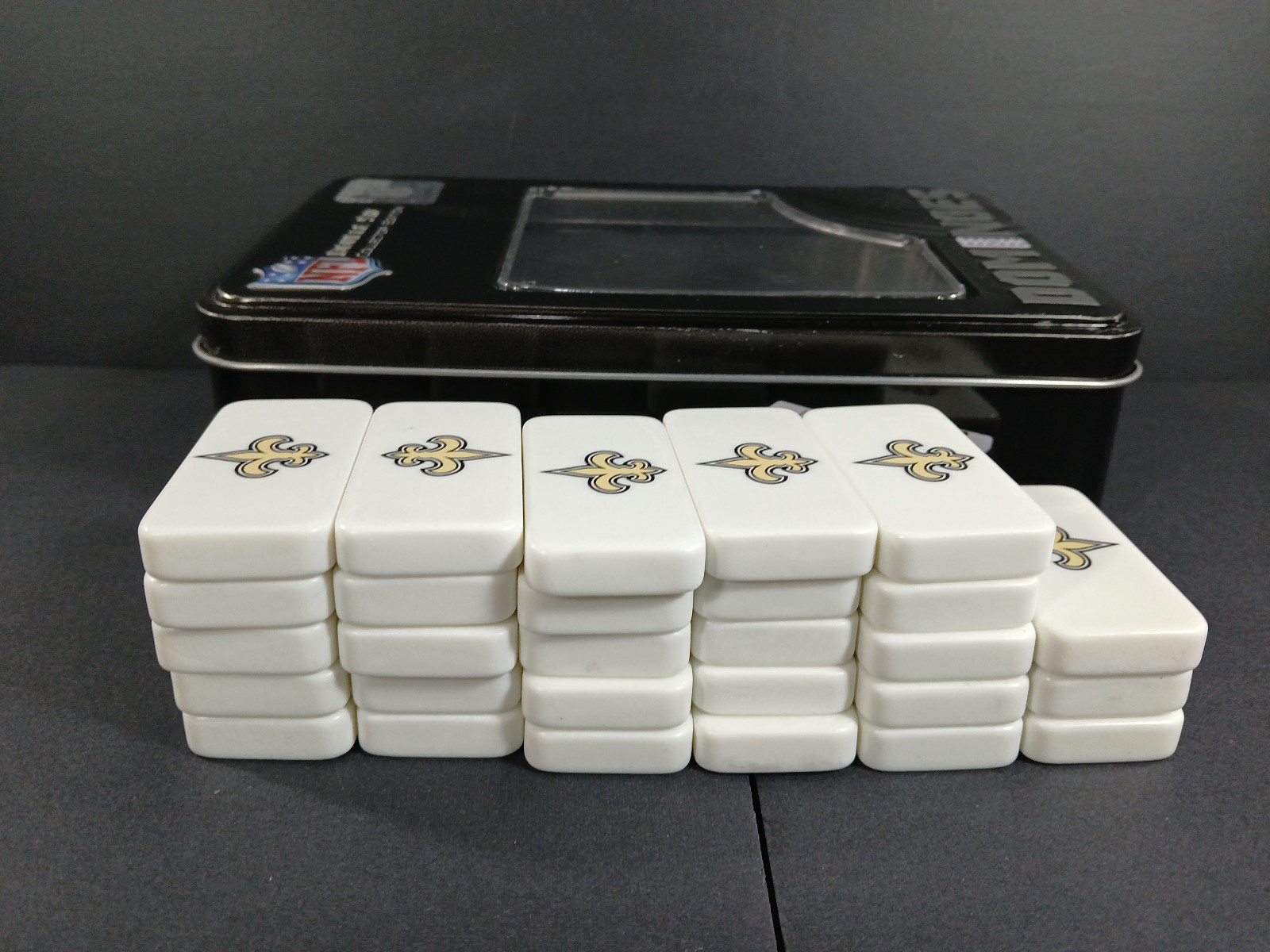 Officially Licensed NFL New Orleans Saints 28 Piece Dominoes Game – Pre-owned