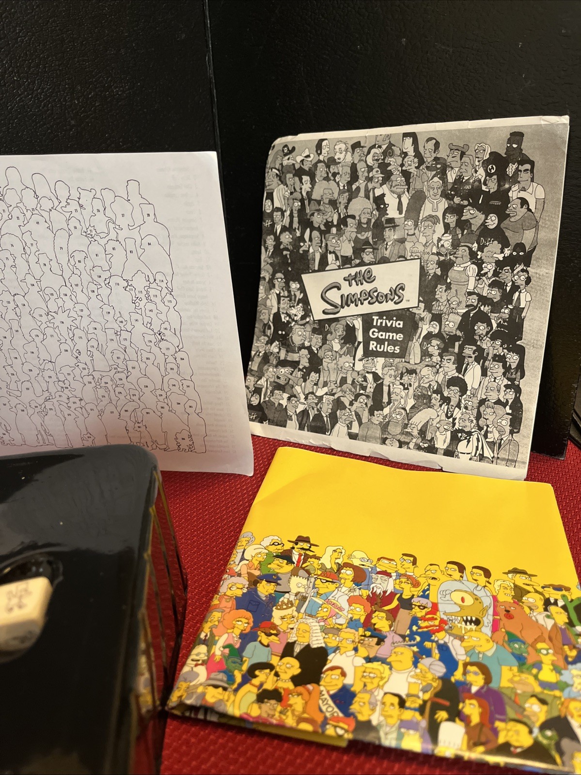 2000 The Simpsons Trivia Game in Collector Tin Complete
