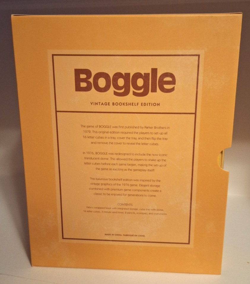 Boggle Vintage Bookshelf Edition Deluxe Linen Book Word Building Game New 1976