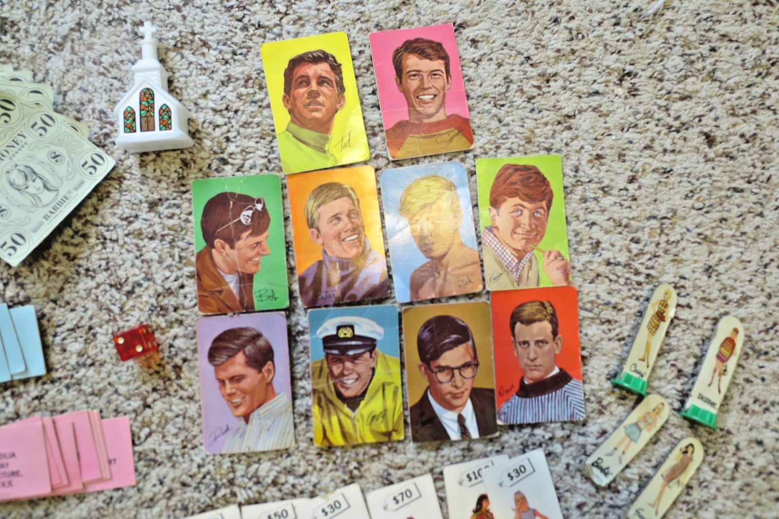 Mattel Barbie World Of Fashion Round The World Molded Board Game 1967