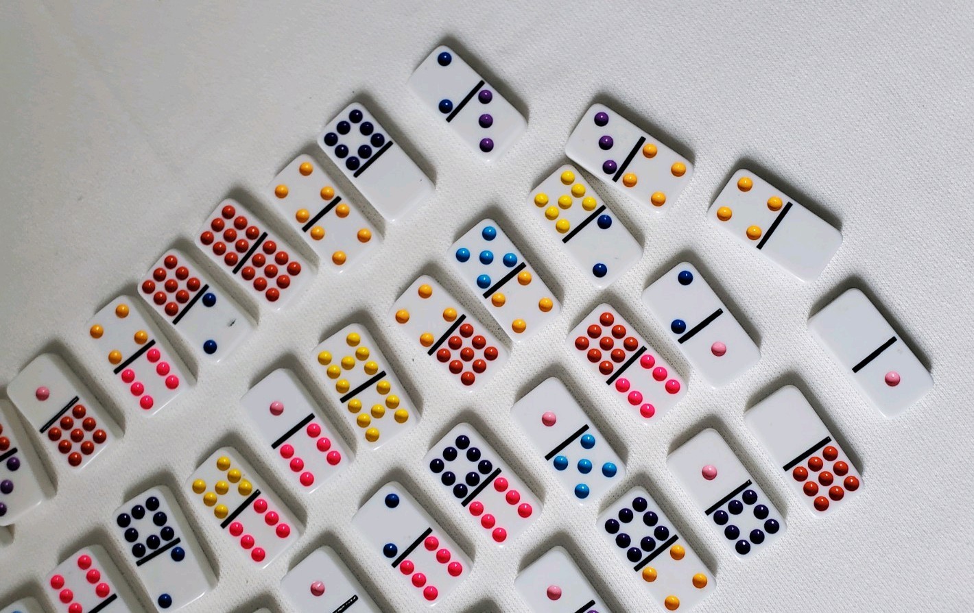 Puremco Chicken Foot Colorful Domino’s Set Of 43 Box Flawed