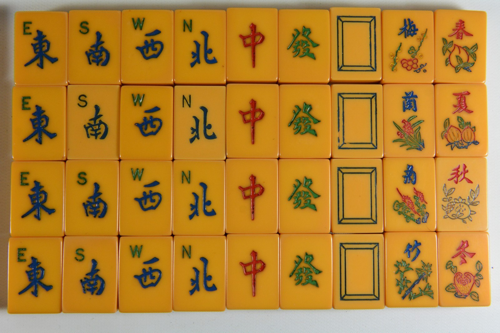 Fine OLD 156 Tile Chinese Mahjong Game Bakelite Butterscotch Mah Jongg Rack Case
