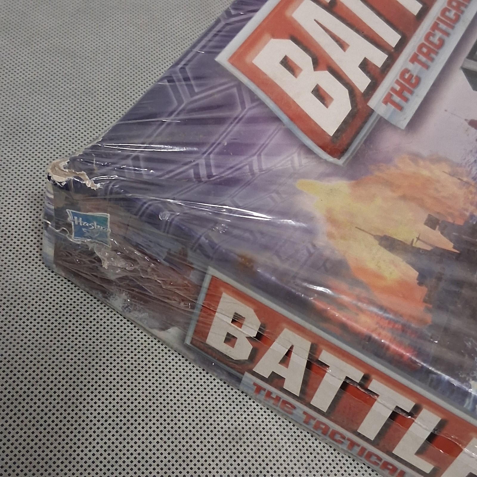 Battleship Tactical Combat Game New in Box – Slightly Crushed