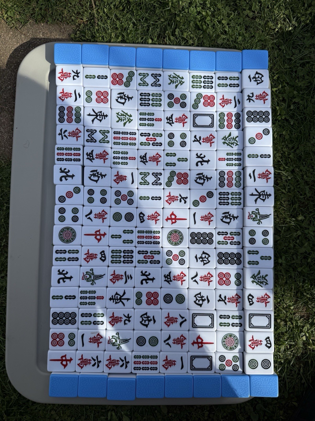Mah Jong Tile Set Contemporary White Tiles BlueComplete Game 136 pieces ivory