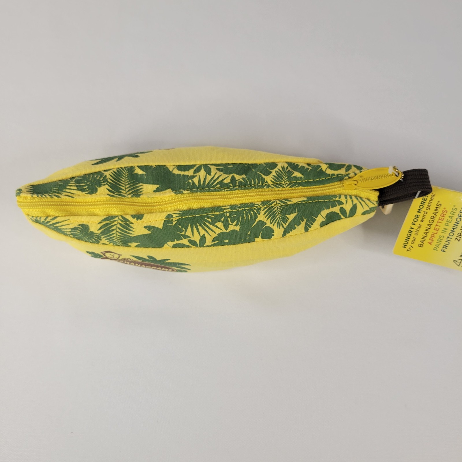 2014 Bananagrams Wild Tiles Fun Word Game Family Night Yellow Banana Case Monkey