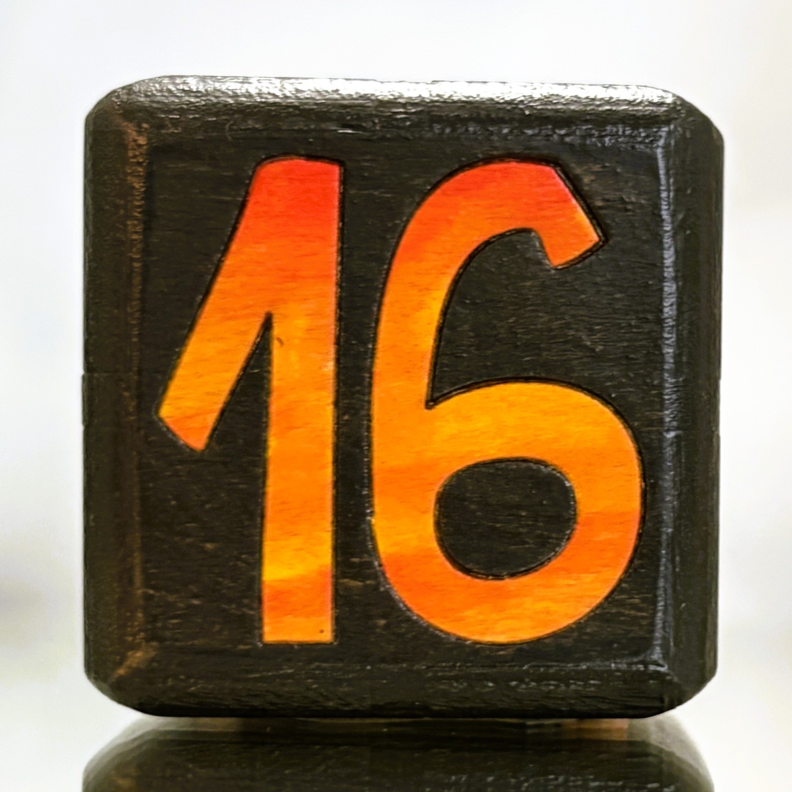 IGNITE – Spark Strategic Fire – Backgammon Doubling Cube 36mm