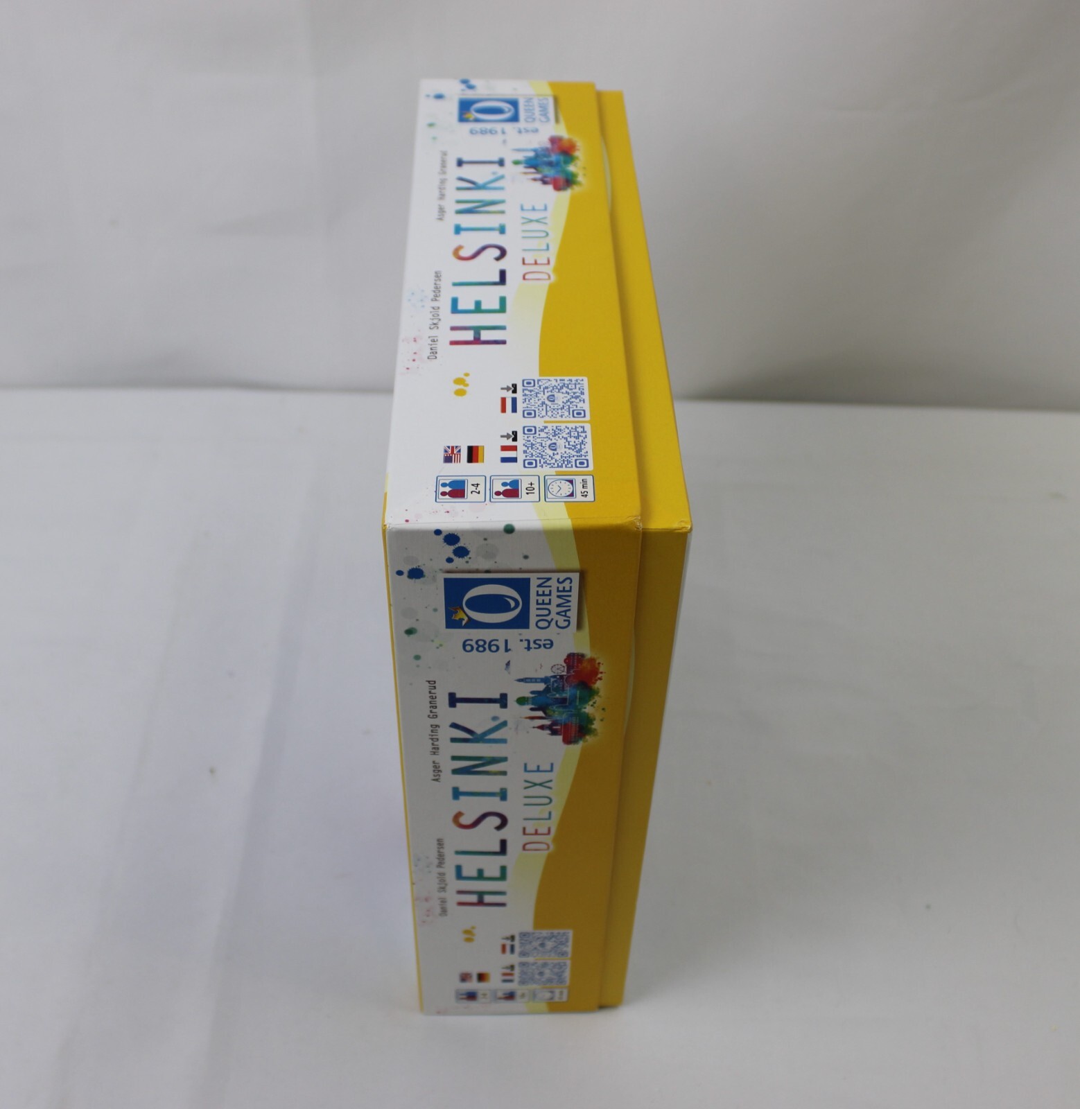 Helsinki Deluxe Game 2022 Queen Games Complete in Box