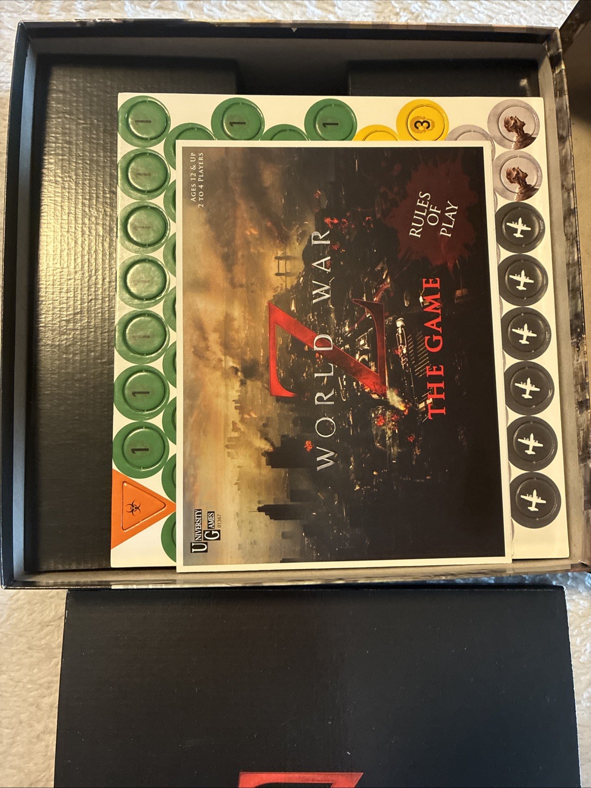 World War Z The Game Zombie Apocalypse Movie Board Game University Games NEW