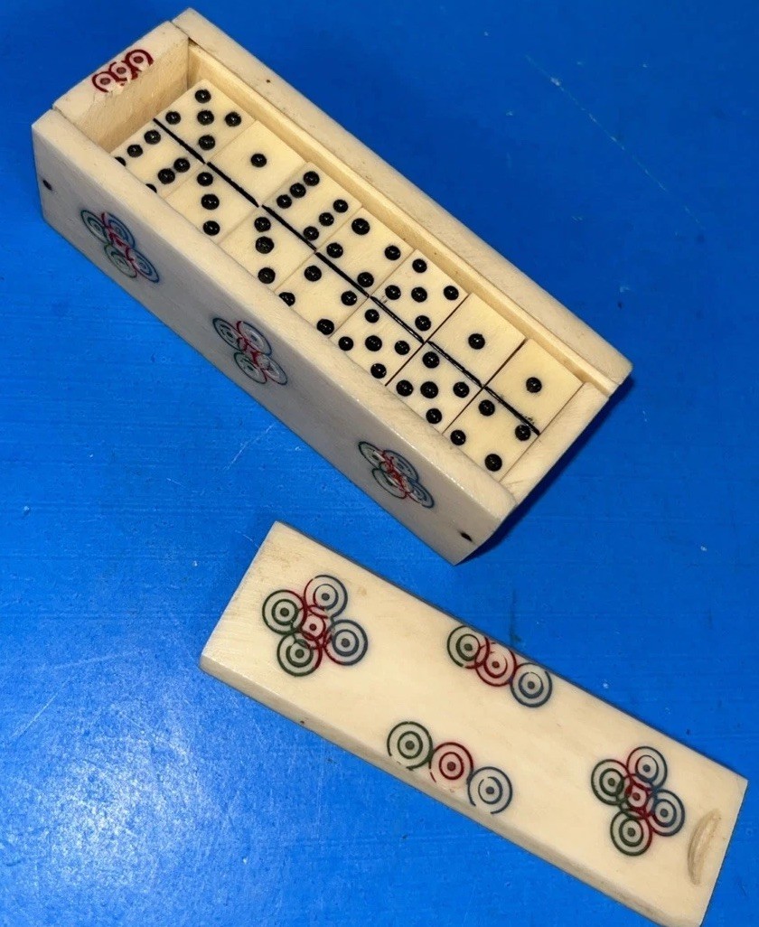 Miniature Bone Domino Set Slide Lid Box Mexican Folk Art 1960s Vintage