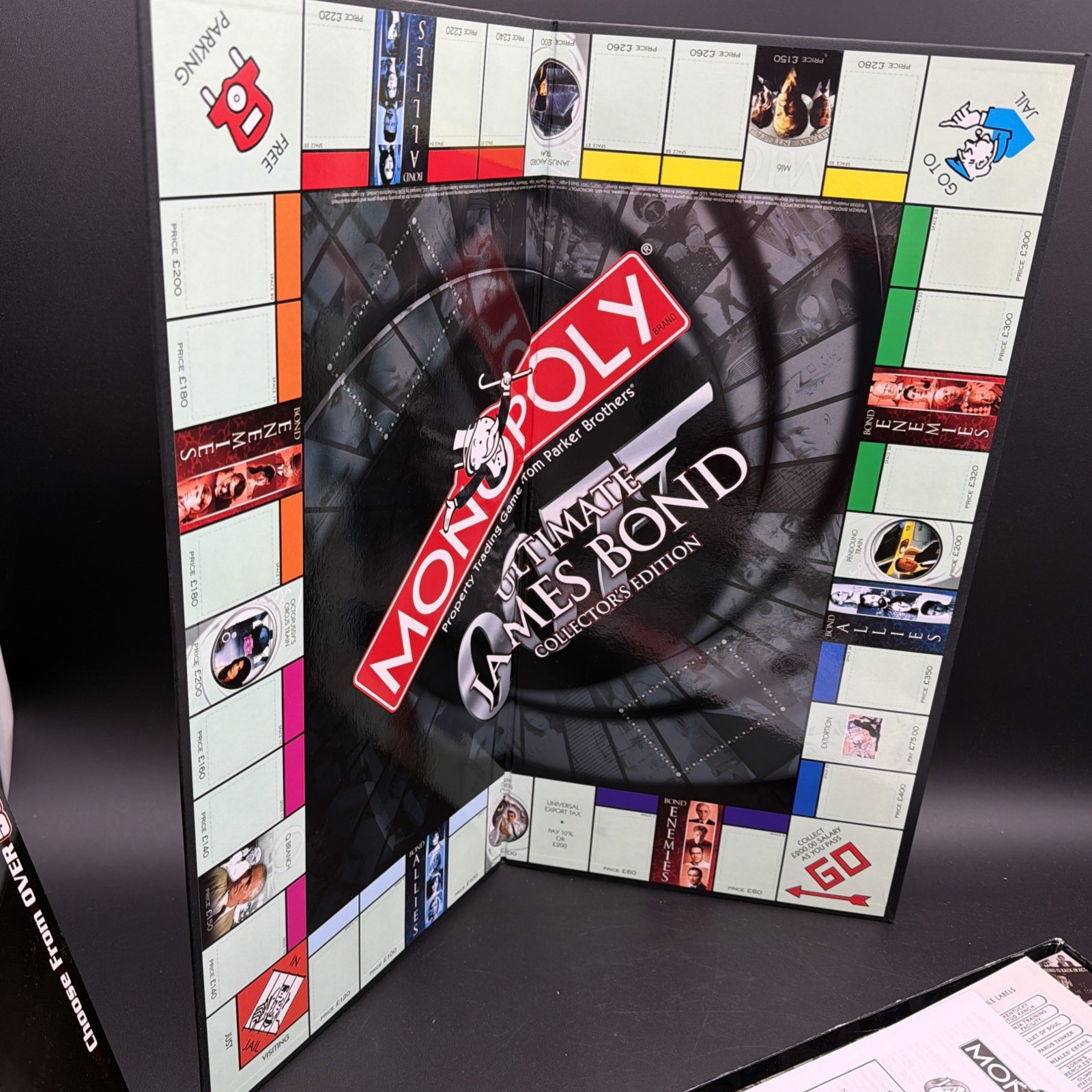 NIOB 2008 Monopoly Ultimate James Bond 007 Collection Hasbro