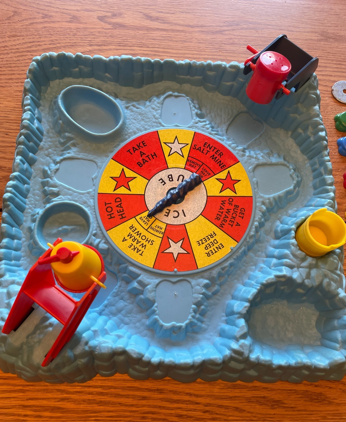 Vintage 1972 ICE CUBE Game w/ Tray by Milton Bradley RARE HTF Complete!