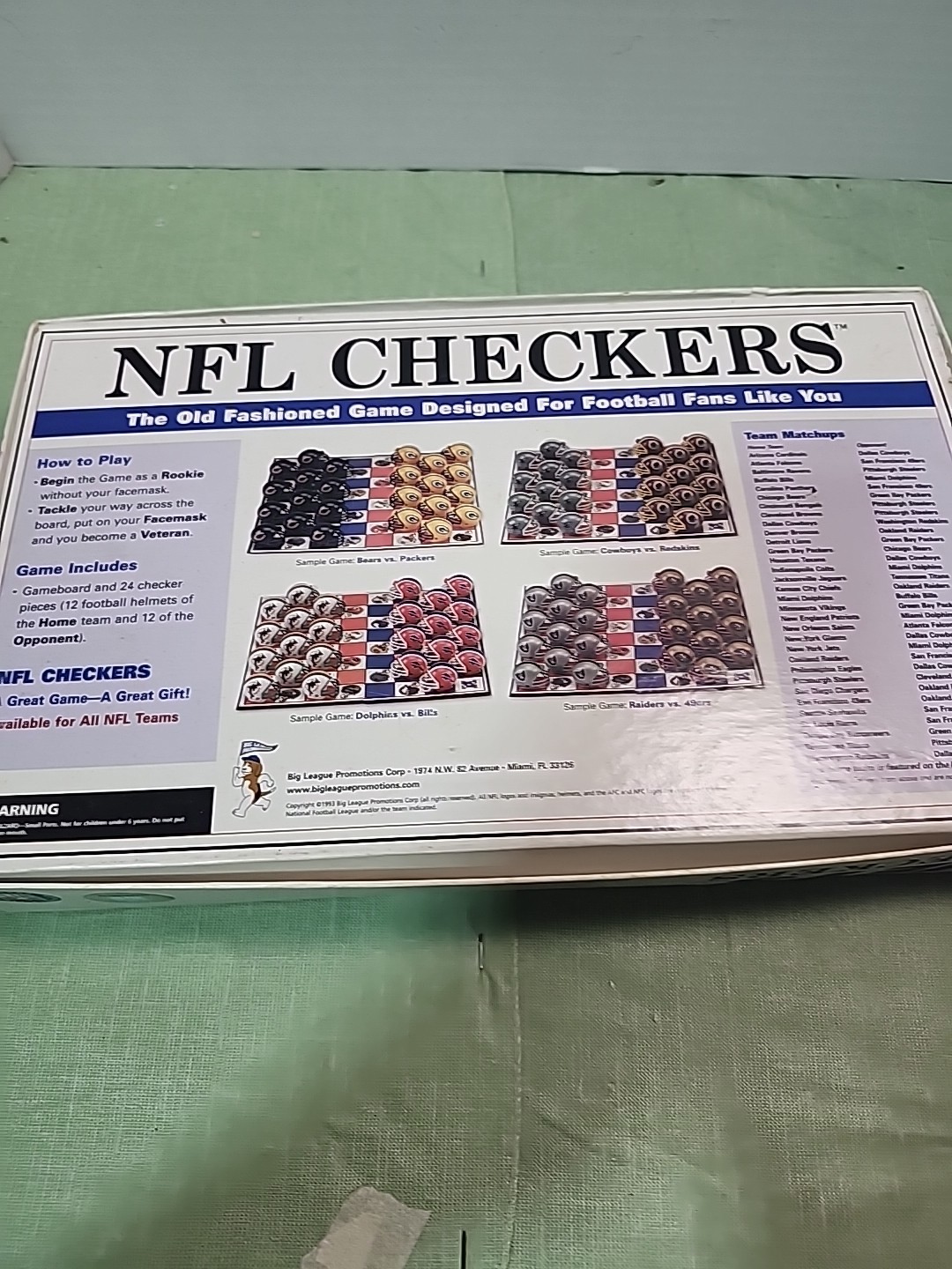 N Y Jets vs Miami Dolphins Checkers 1993 NFL Football – Preowned