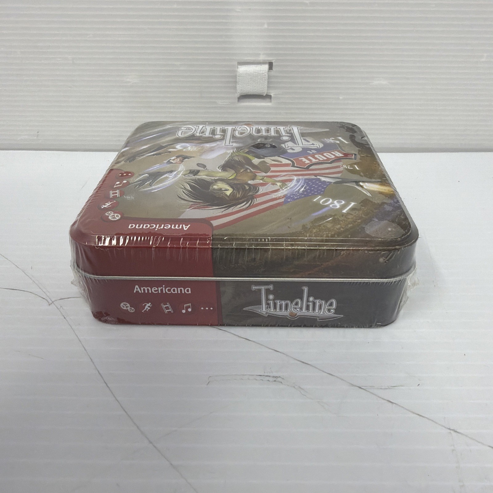 Timeline Americana Asmodee Card Trivia Game Tin SEALED FREE SHIPPING