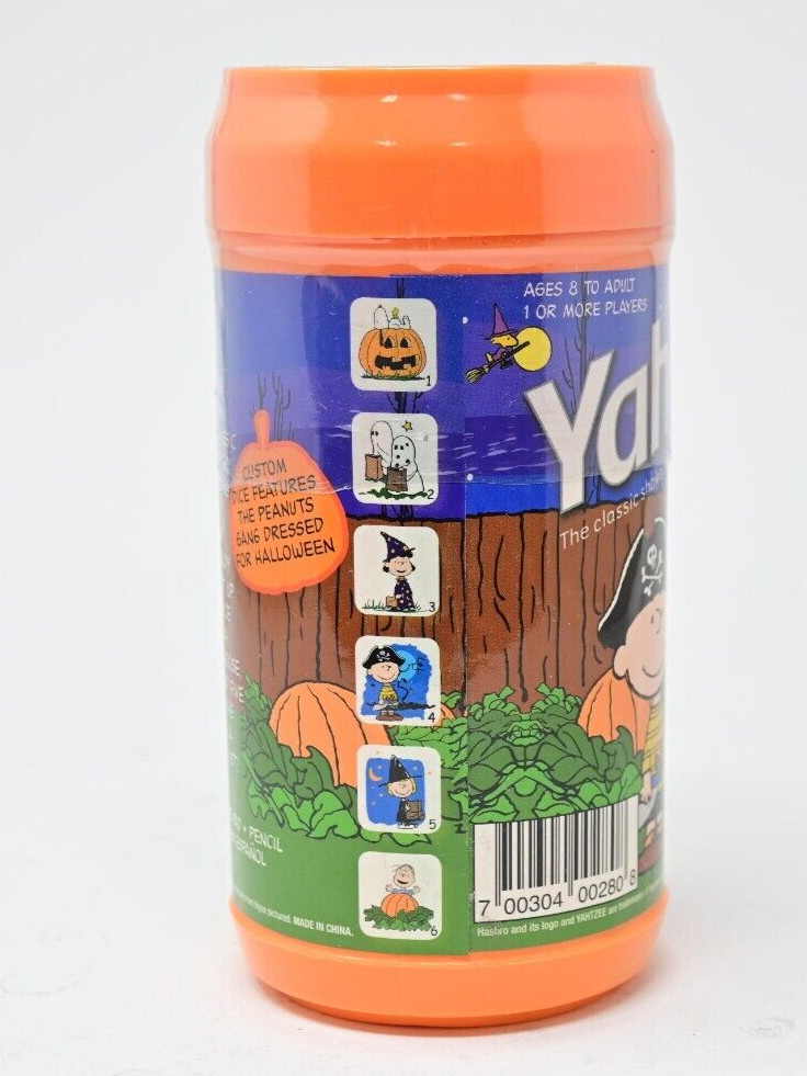 Vintage 2008 Hasbro Yahtzee Charlie Brown The Great Pumpkin Collector’s Edition