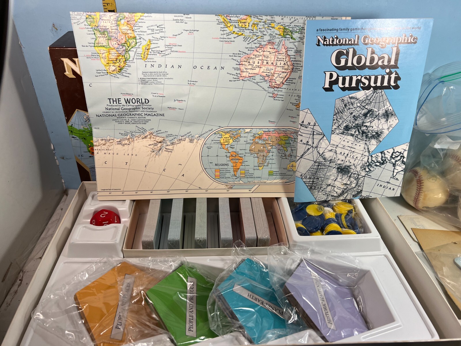 Vintage National Geographic Global Pursuit Unused