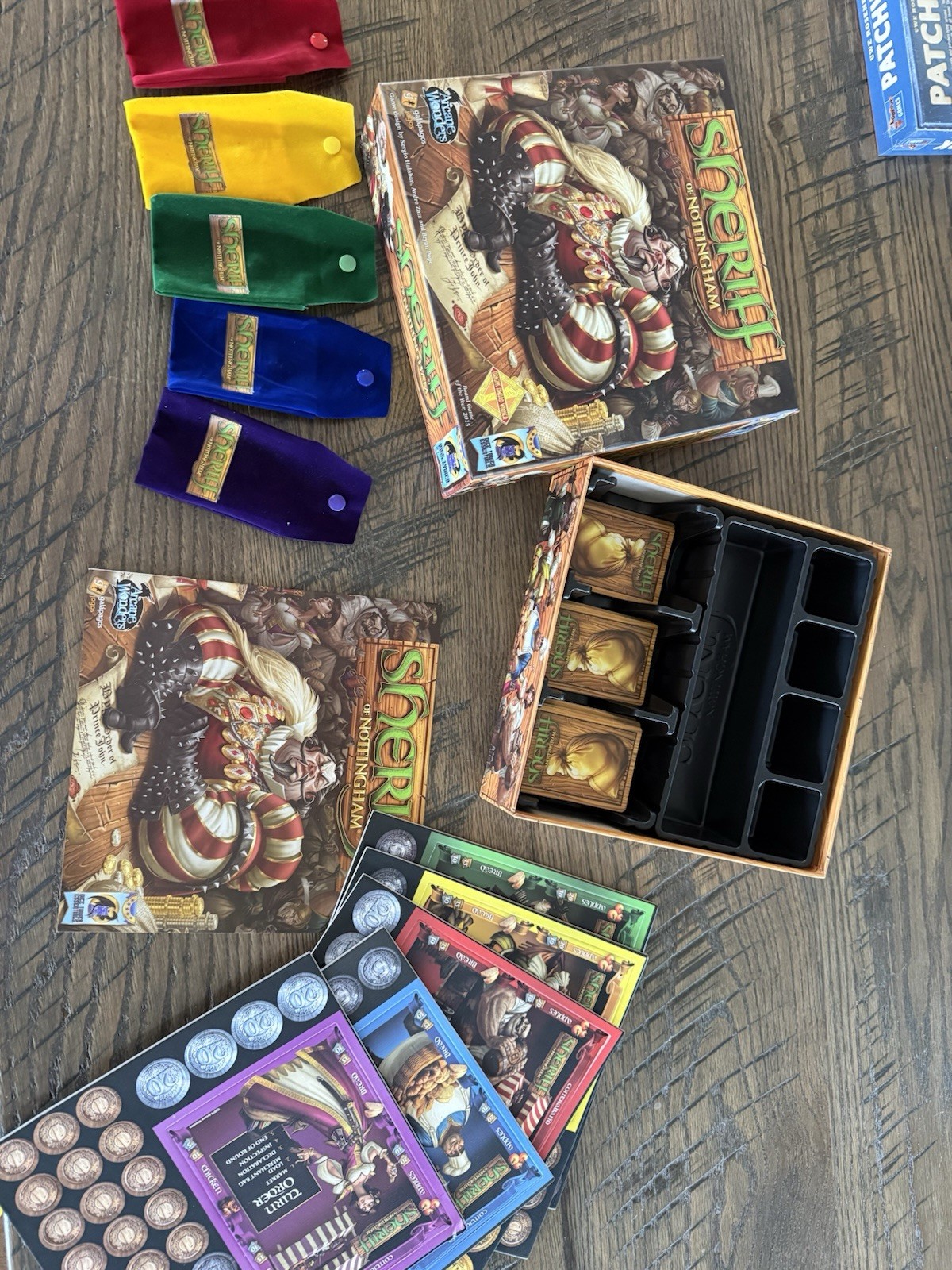 Arcane Wonders Sheriff of Nottingham Board Game 2014, New Complete Open Box