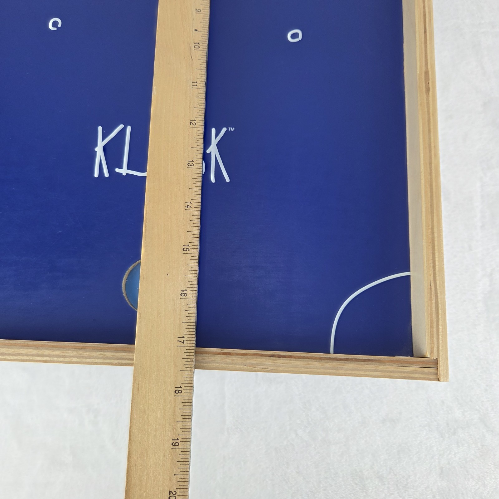 KLASK Magnetic Game Of Skill 2016 Board Game Complete Tested Kids and Adults