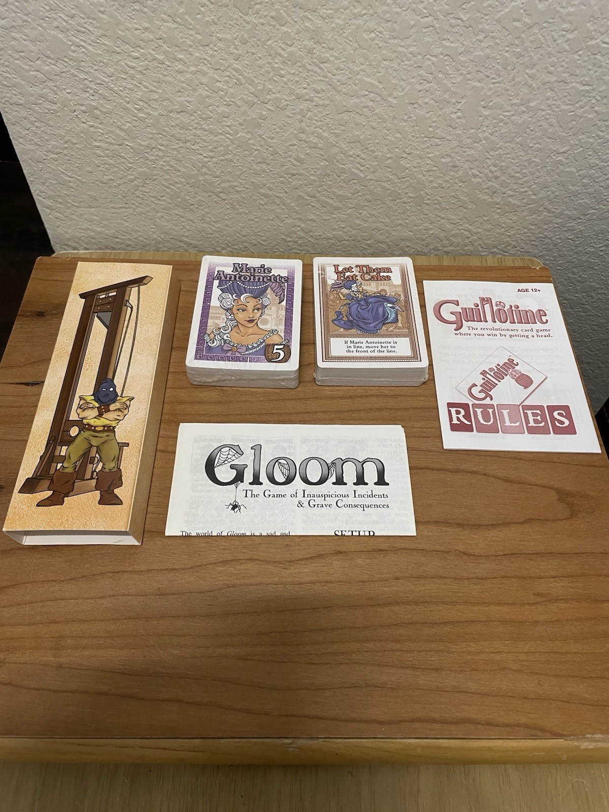 Guillotine The Revolutionary Card Game Wizards of the Coast Hasbro 2011 SEALED