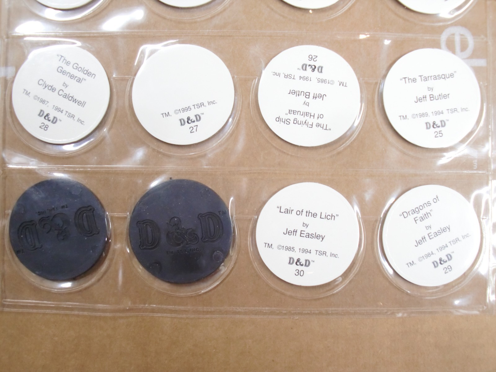POGS/MILKCAPS DUNGEONS & DRAGONS COMPLETE SET OF (30) +2 SHEETED BY TSR IN 1994