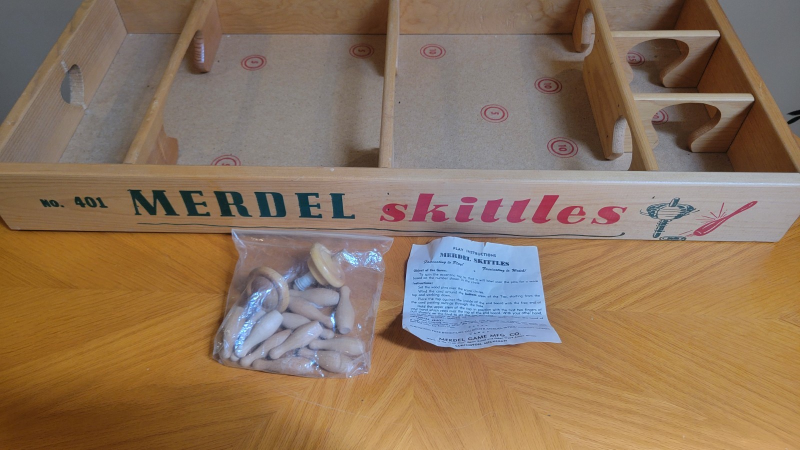 Vintage Merdel Skittles No 401 Wooden Bowling Game w/ 10 Pins, 2 Tops directions