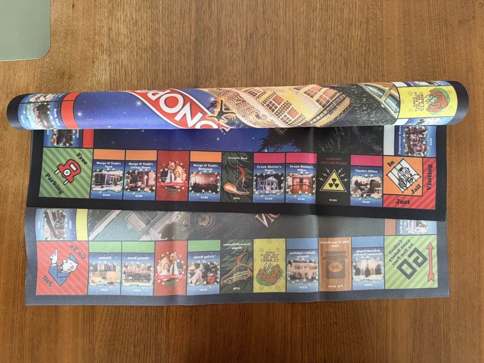 Monopoly: National Lampoons Christmas Vacation Game Travel Edition Cloth Board