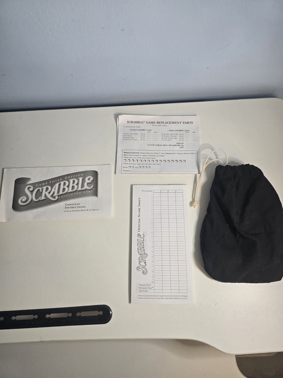 2001 Mini Travel Scrabble Game Folio Edition 100% Complete in Carrying Case