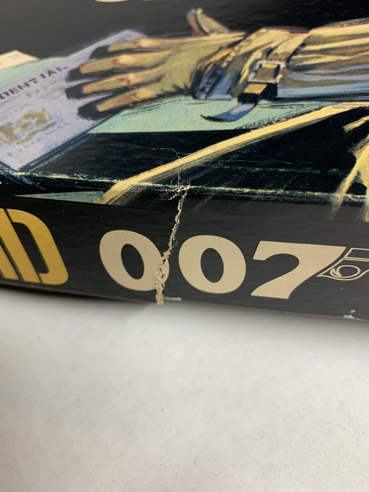 VINTAGE – James Bond 007 Secret Agent Board Game – Milton Bradley 1964