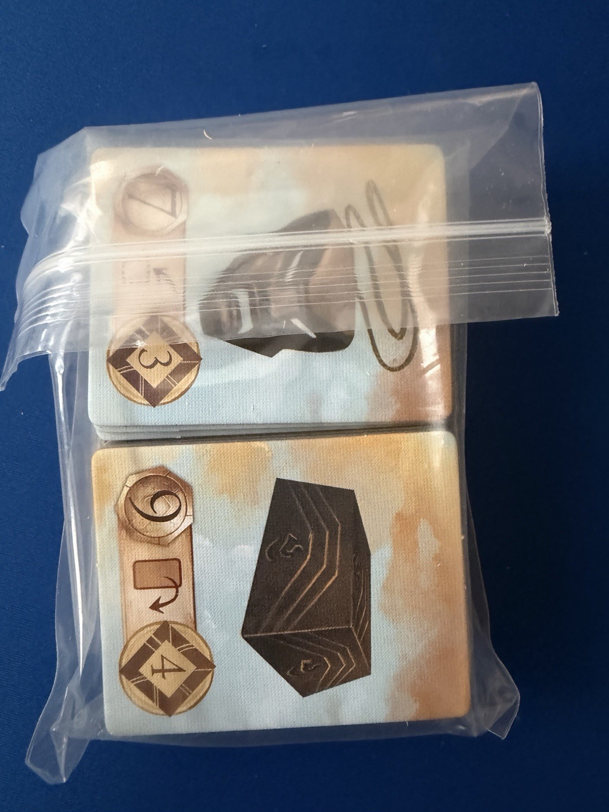 Roam Ryan Laukat Red Raven + Metal Coins + Gem Maps + Animals Promo + Sleeved