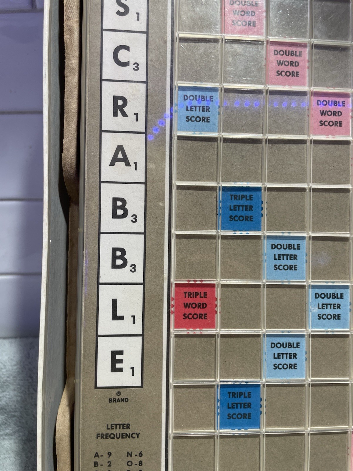 Milton Bradley Scrabble Deluxe Crossword Board Game Rotating Turntable 1988