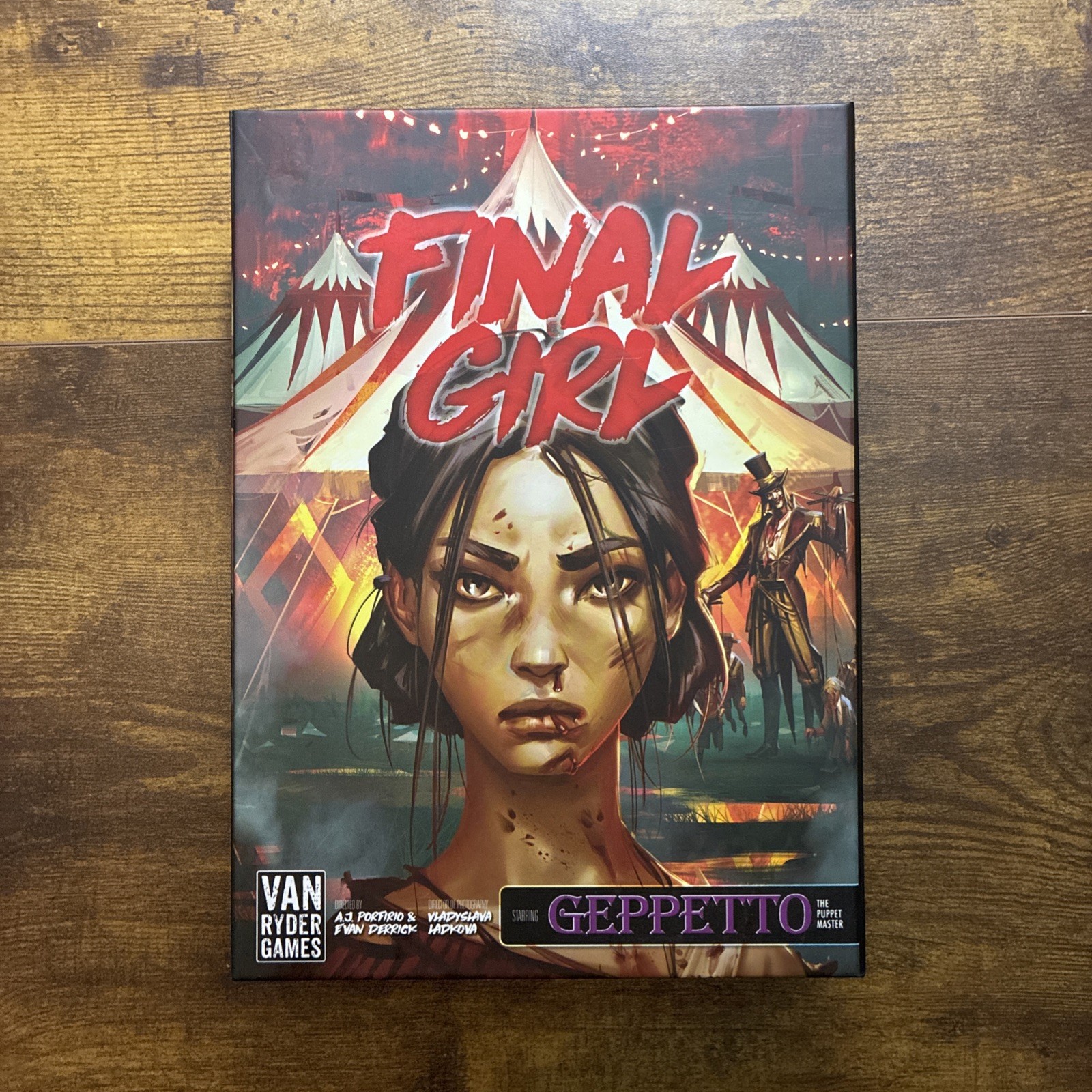 Final Girl – Carnage at the Carnival + Miniatures