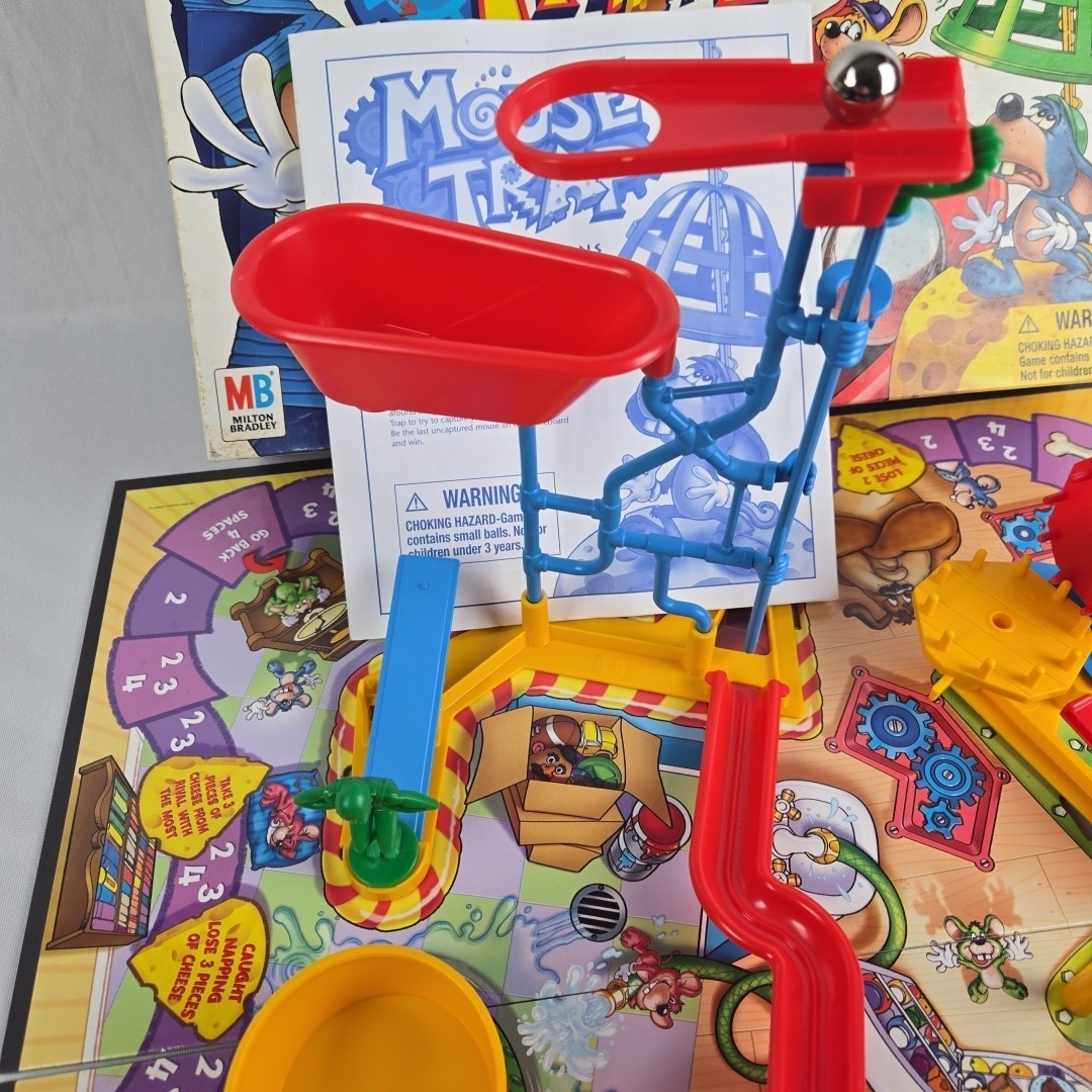 Mouse Trap Board Game 2005 Milton Bradley Hasbro Complete #04657 Vintage