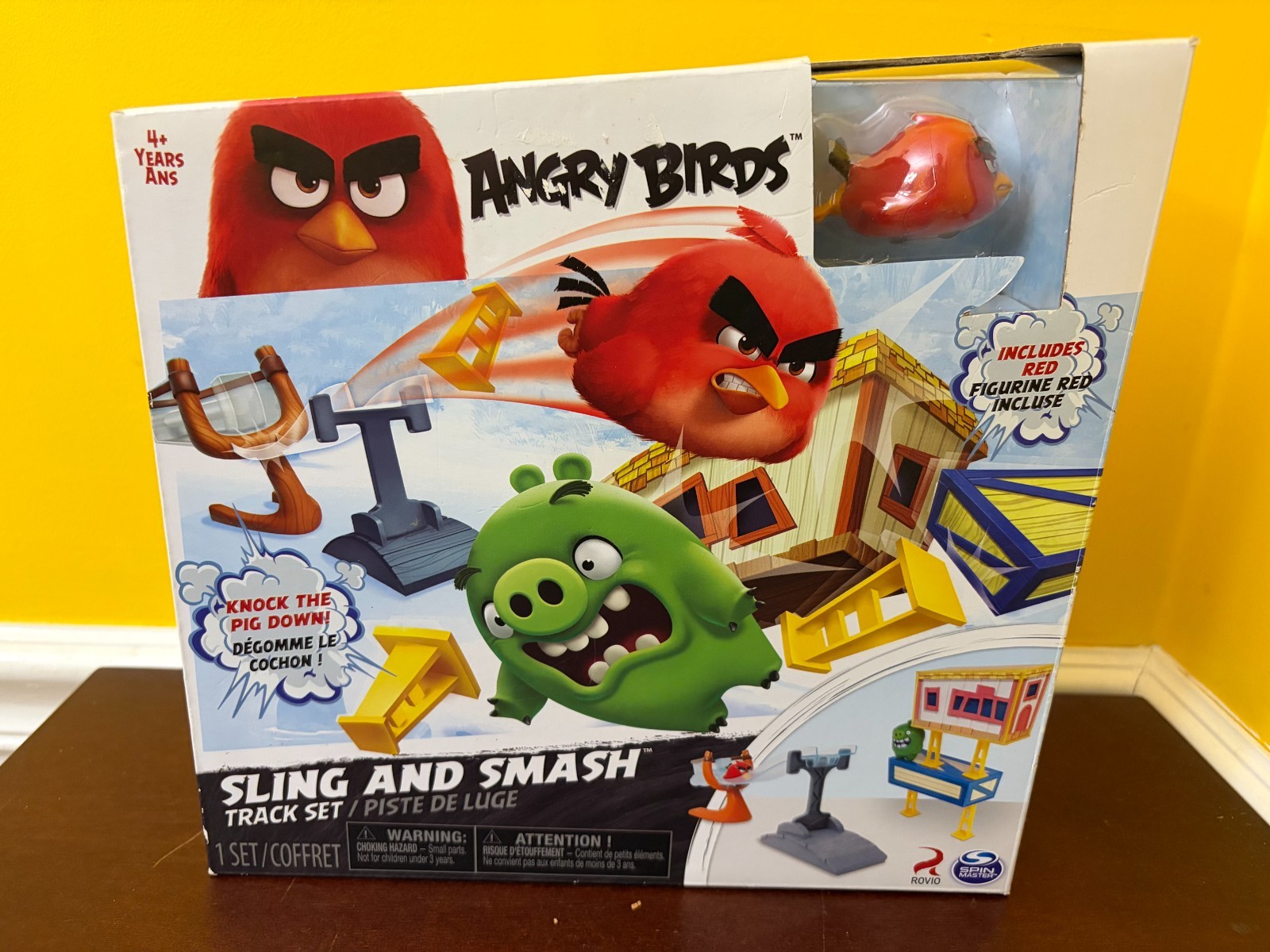 New 2016 Rovio Spin Master Angry Birds Sling And Smash Track Set Launcher