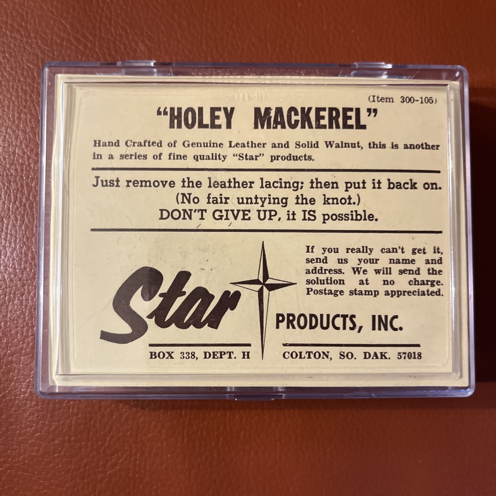 Holey Mackerel Walnut & Leather Puzzle Game~Star Products 300-105 NEW Sealed