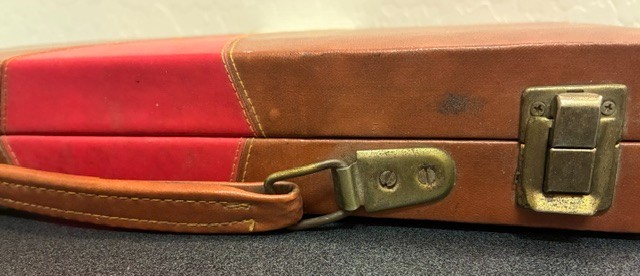 Vintage Backgammon Set Inlaid Veneer 1.25″ Men Hour Glass Leatherette Case