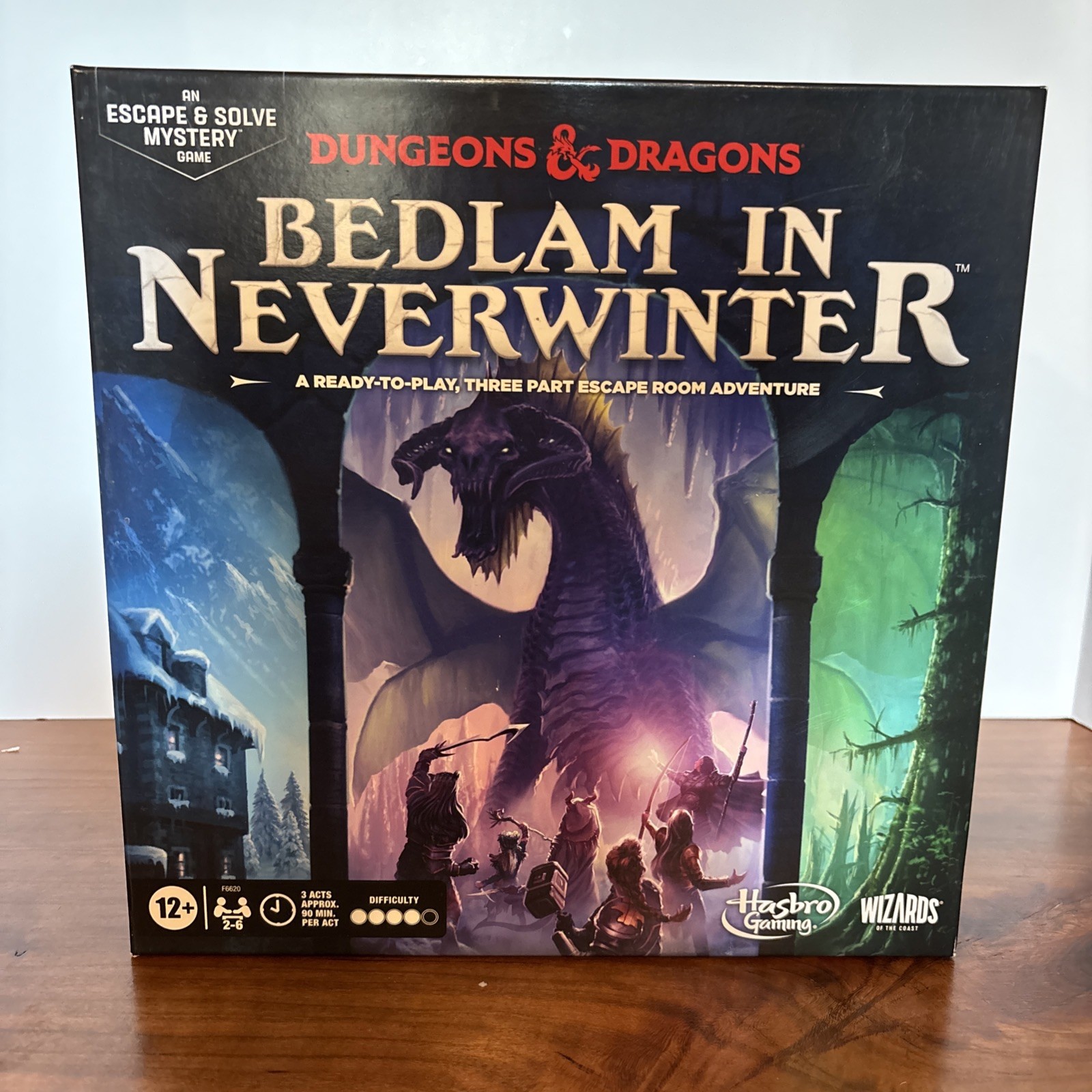 Hasbro Boardgame Dungeons & Dragons – Bedlam in Neverwinter Box VG+/Mint