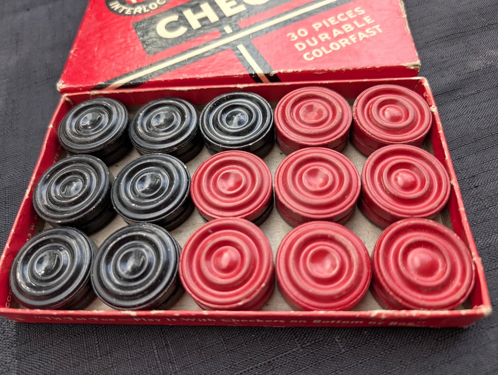 Vintage 1950’s Checkers game Built-Rite Interlocking w/ Original Box 30 piece