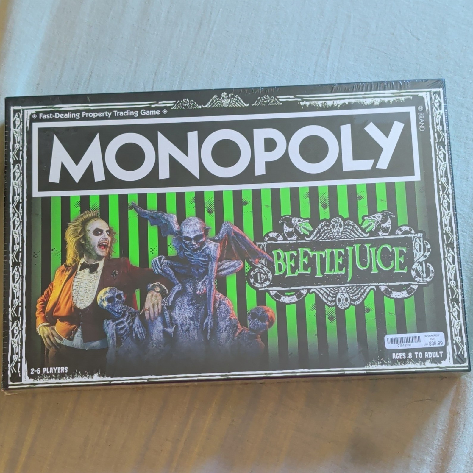 USAopoly Monopoly Beetlejuice Board Game 2-6 Players Age 8+ 6 Tokens