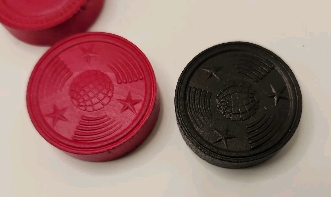 Halsam Comet Checkers 26 Embossed Wood Pieces Tin Vintage