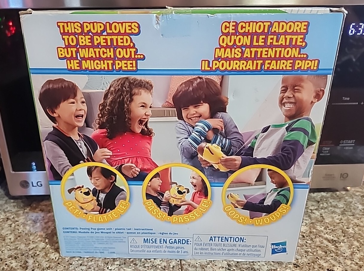 Hasbro Peeing Pup Game Fun Interactive for Kids Ages 4 & Up – New Old Stock 2017