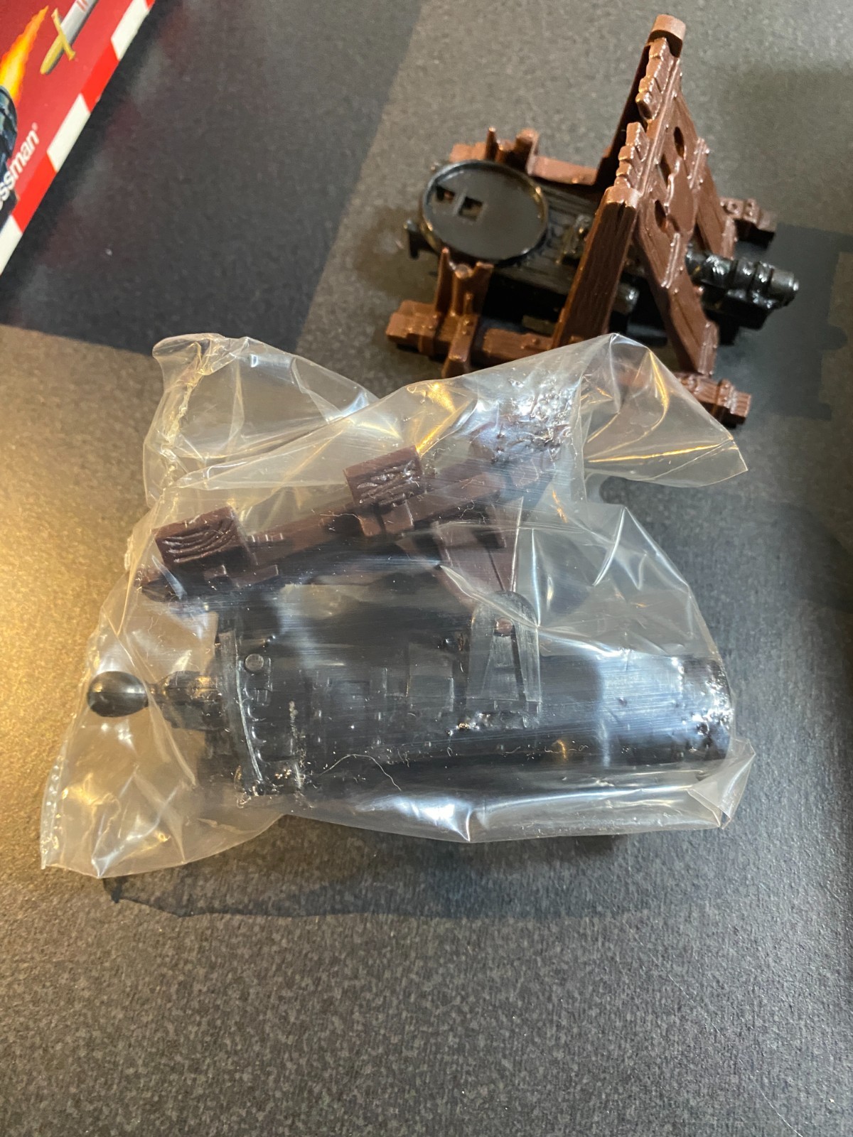 1995 Pressman Weapons & Warriors Weapon Pack 1 (Open Box)
