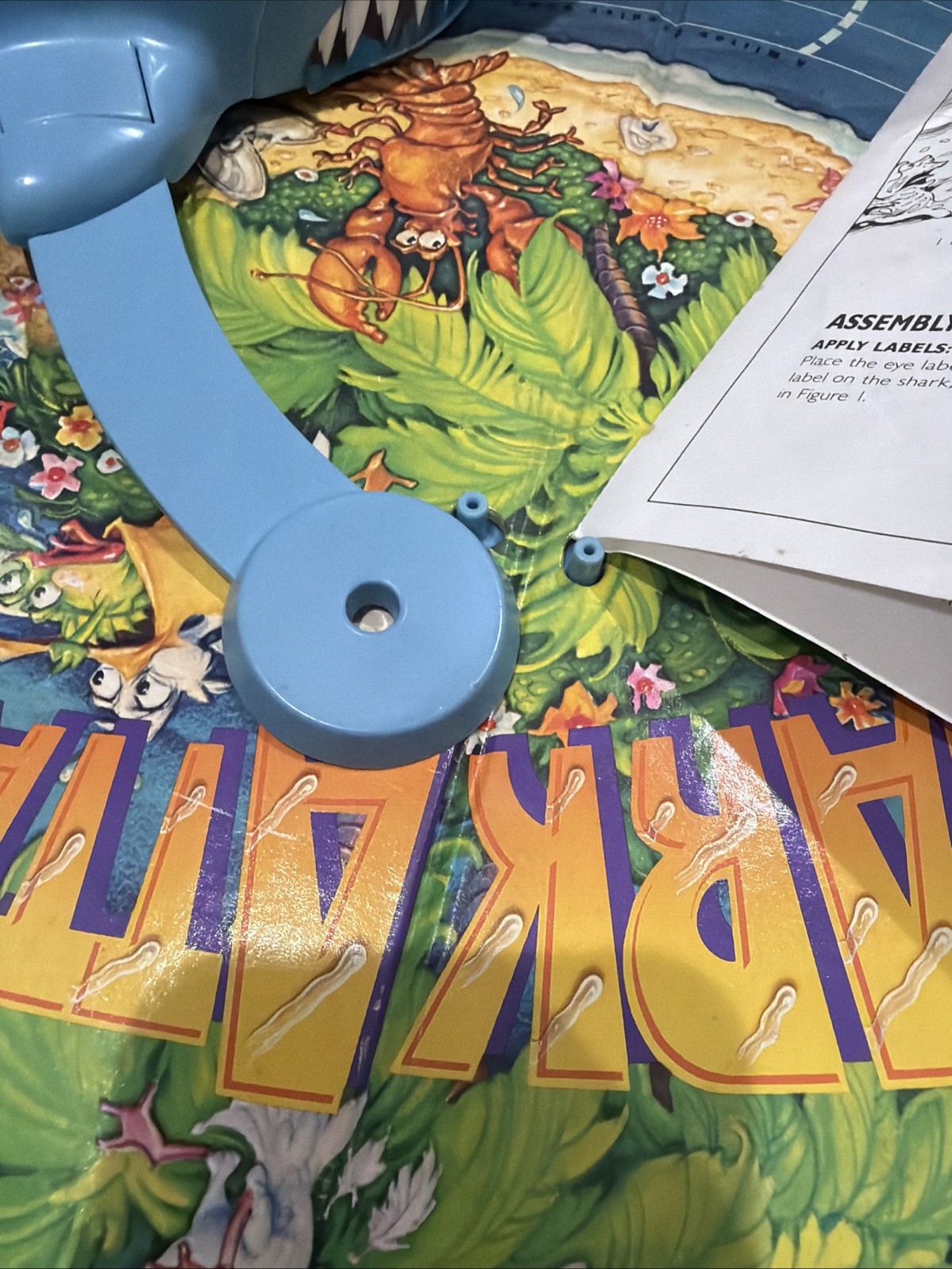MB – Shark Attack! Vintage Board Game (1988) – GREAT! WORKS! Missing Dice
