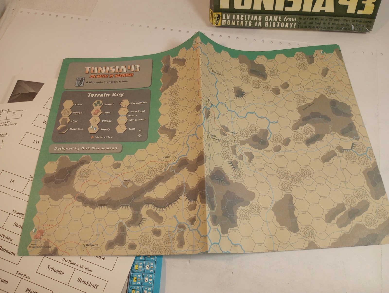 Tunisia 43 Moments in History Game Complete Unpunched