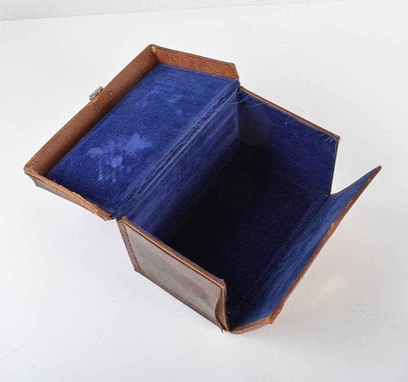 Antique Vintage Chinese Mahjong Set Bone & Bamboo Tiles Leather Case Mahjong